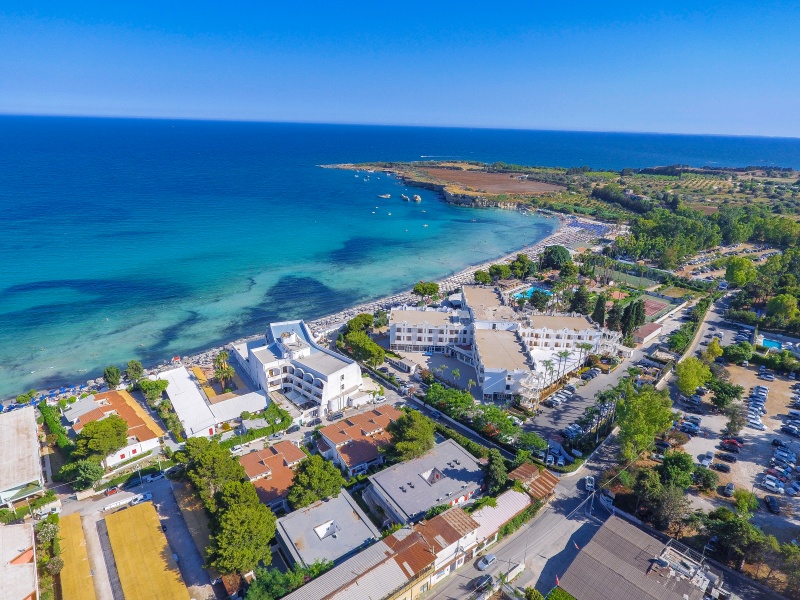 Foto Hotel Fontane Bianche Beach Club